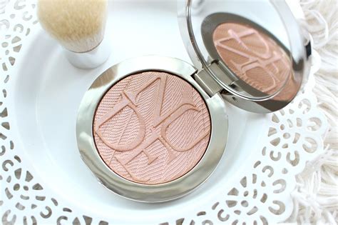 dior nude glow pink glow holographiv glow